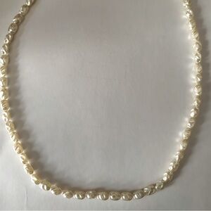 Elegant Pearl Necklace